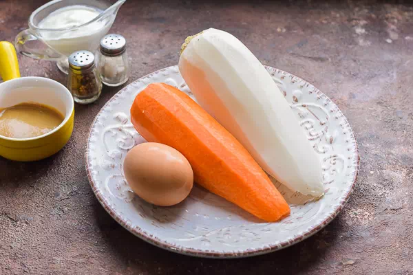салат с редькой и морковью рецепт фото 1